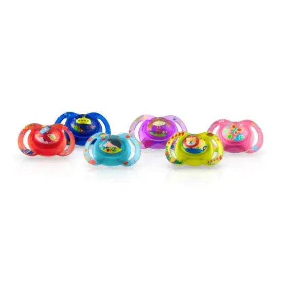 זוג מוצצי סיליקון סימטריים Nuby - מסייעים ביציאת שיניים
