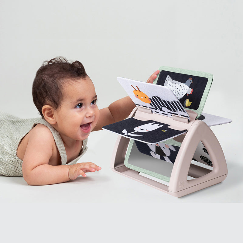 Taf toys ספר שחור לבן מסתובב