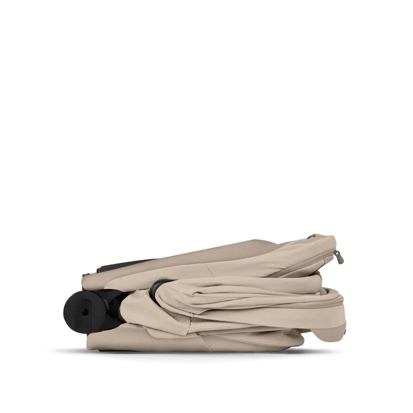 עגלת תינוק סייבקס Cozy Beige Mios 4 שלדה שחור מט