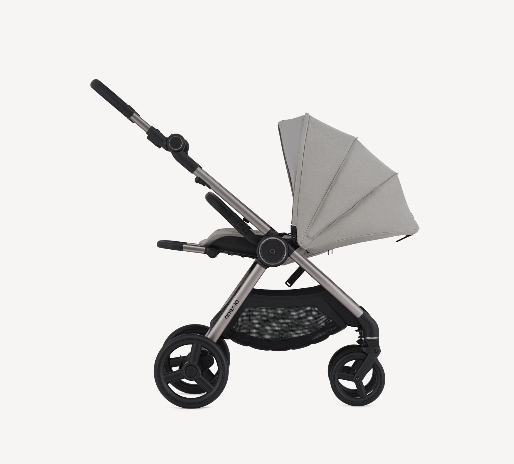 עגלת תינוק anex IQ Basic
