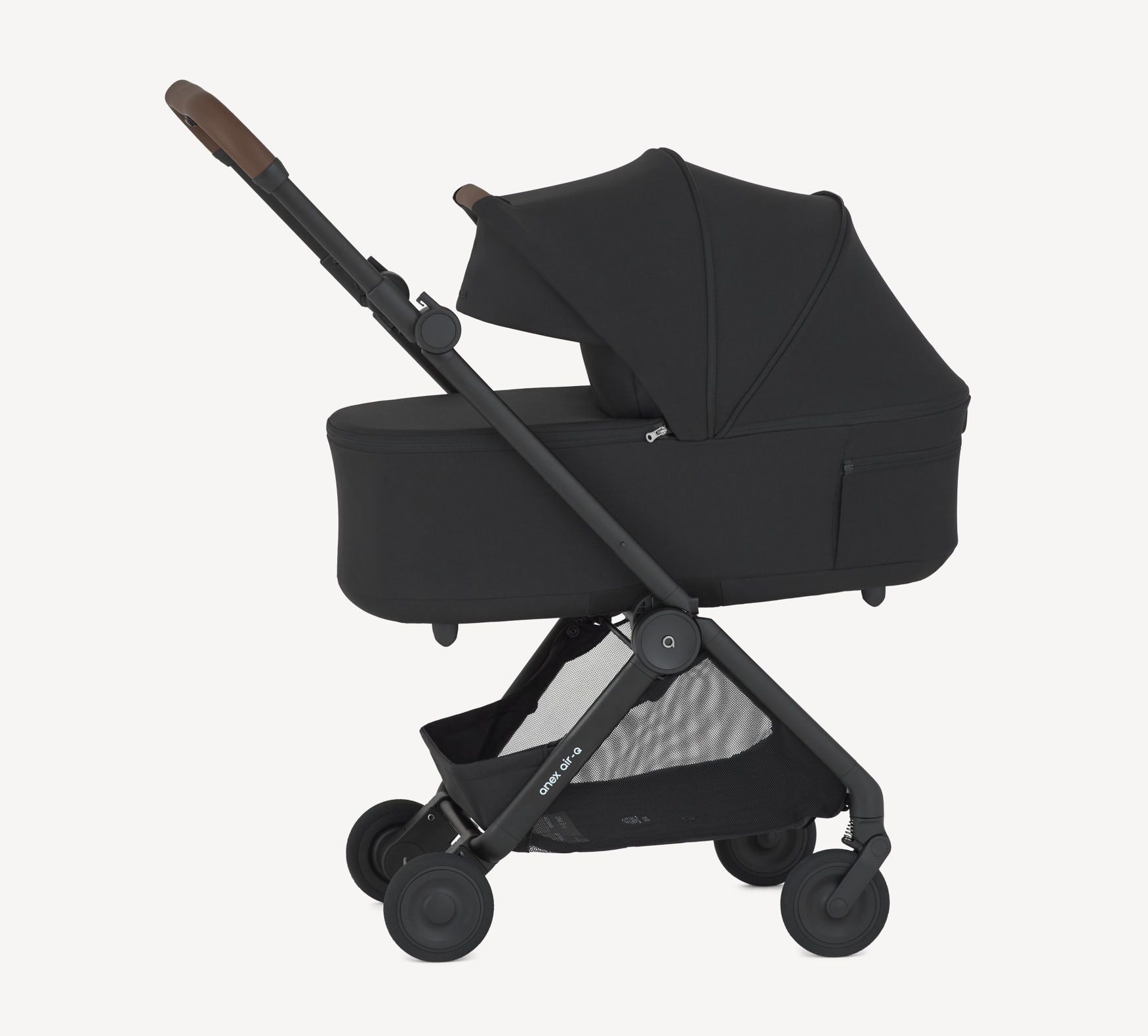 אמבטיה לטיולון anex Air-Q