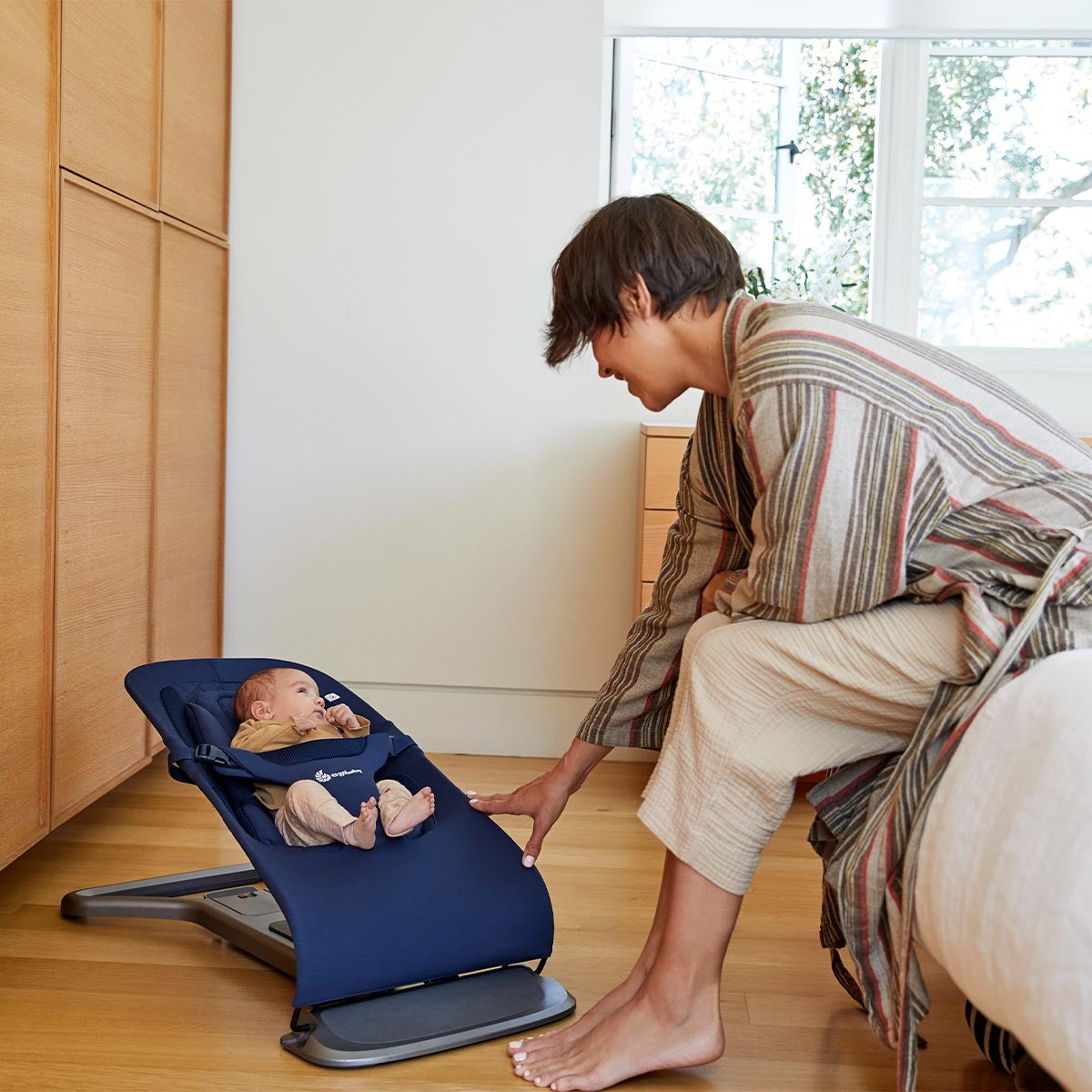 טרמפולינה ergobaby Evolve Bouncer - 3 מצבי גובה