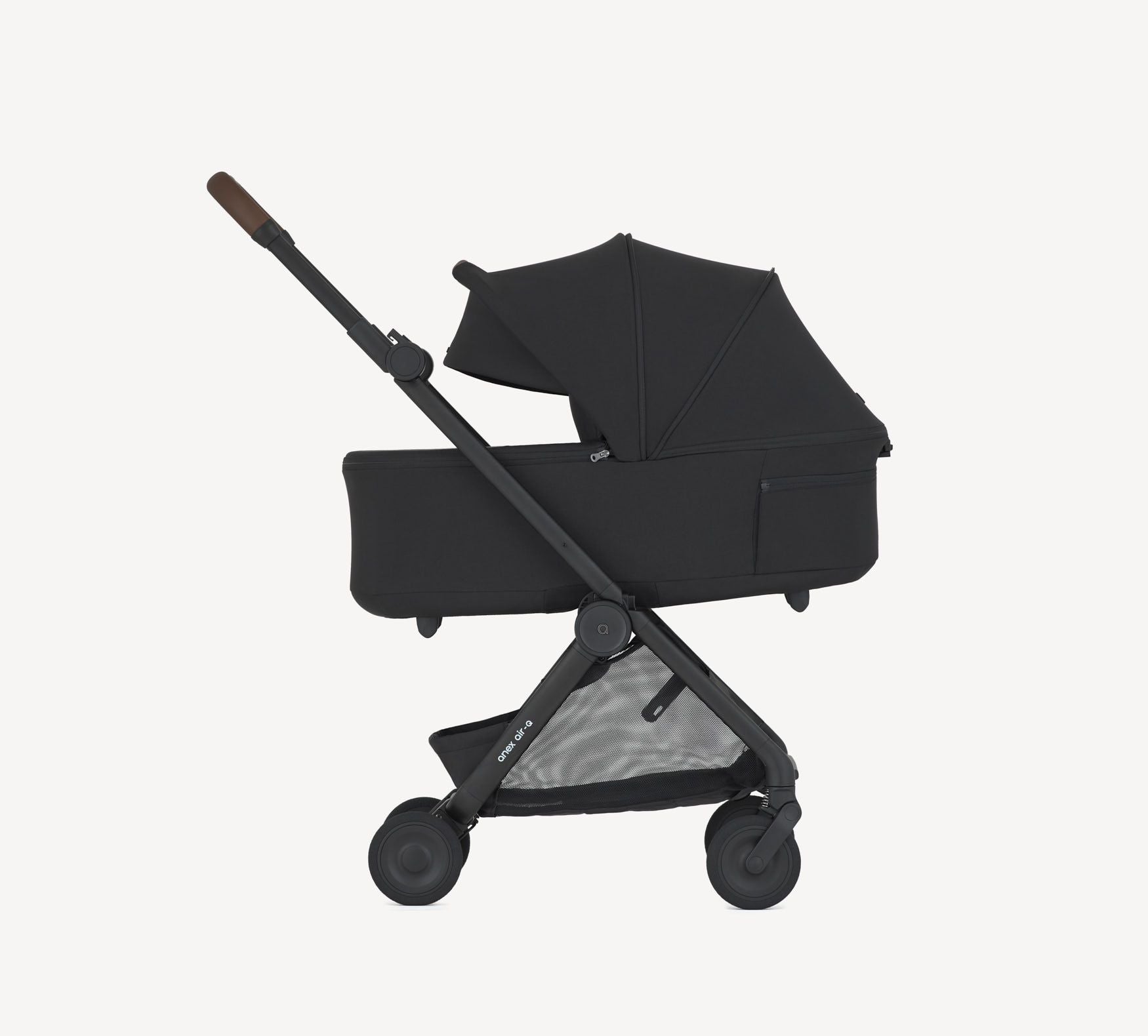 אמבטיה לטיולון anex Air-Q